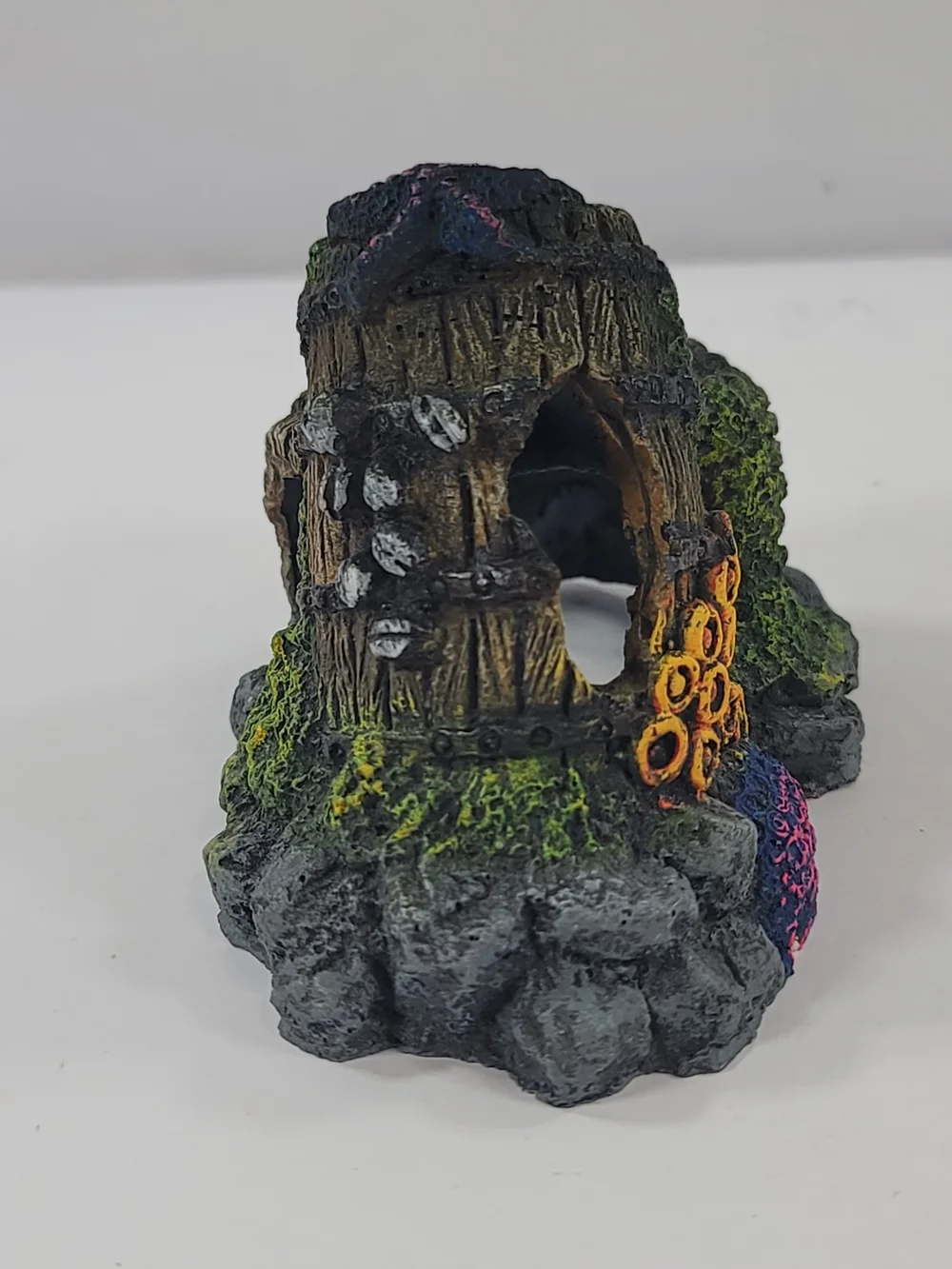 Top Fin Aquarium Decoration Fish Tank Resin Rock Barnacle Barrel Cave Ornament